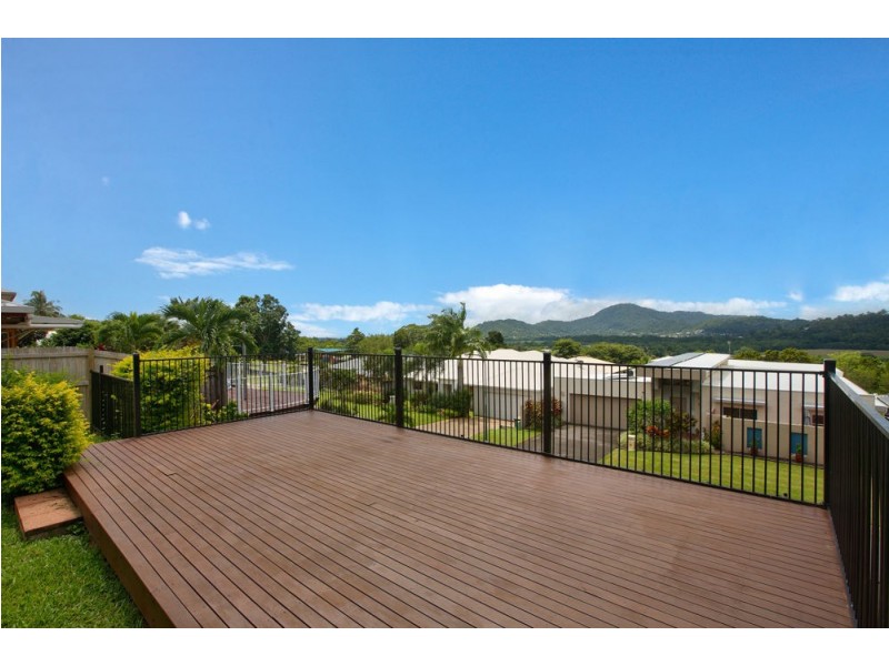 17 Pilosa Street, Redlynch QLD 4870