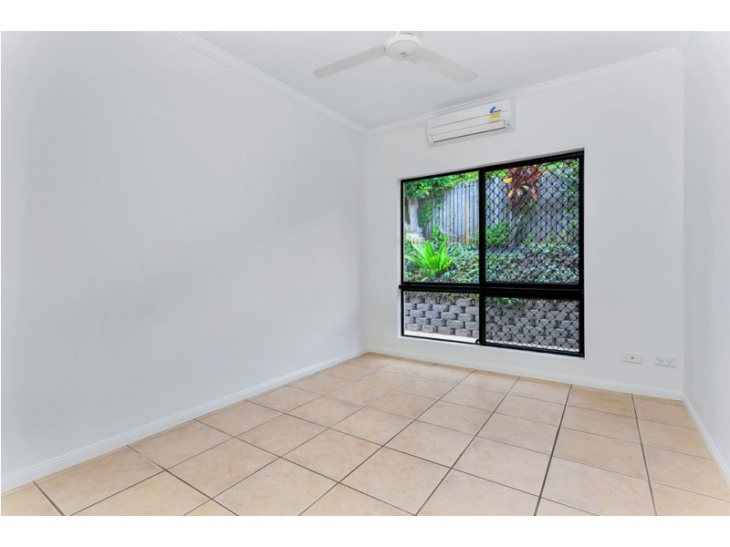 17 Pilosa Street, Redlynch QLD 4870