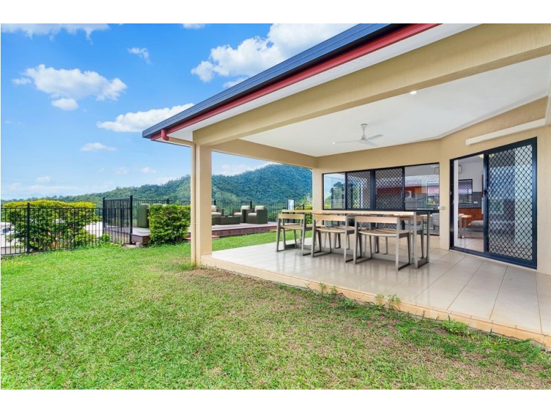 17 Pilosa Street, Redlynch QLD 4870