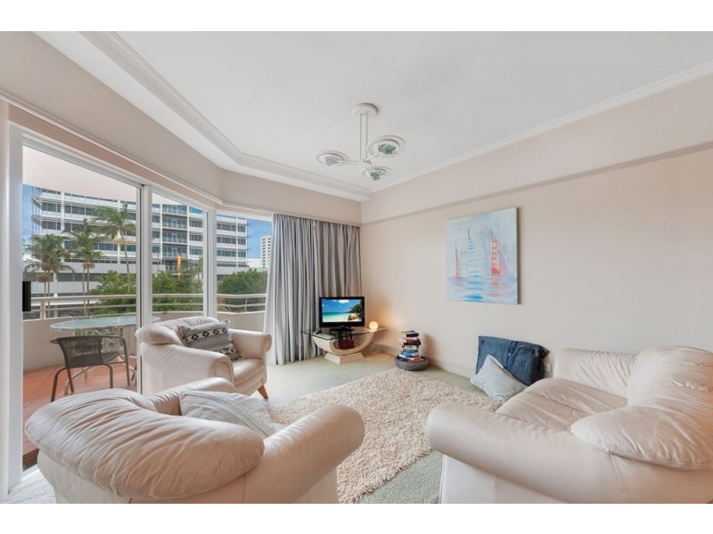 7/73 Spence Street, Cairns City QLD 4870