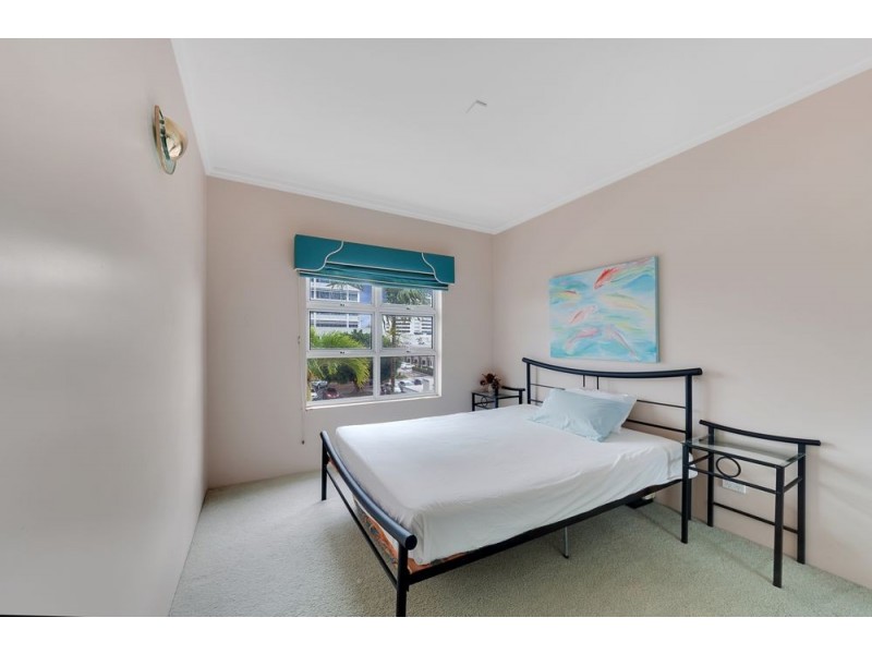 7/73 Spence Street, Cairns City QLD 4870