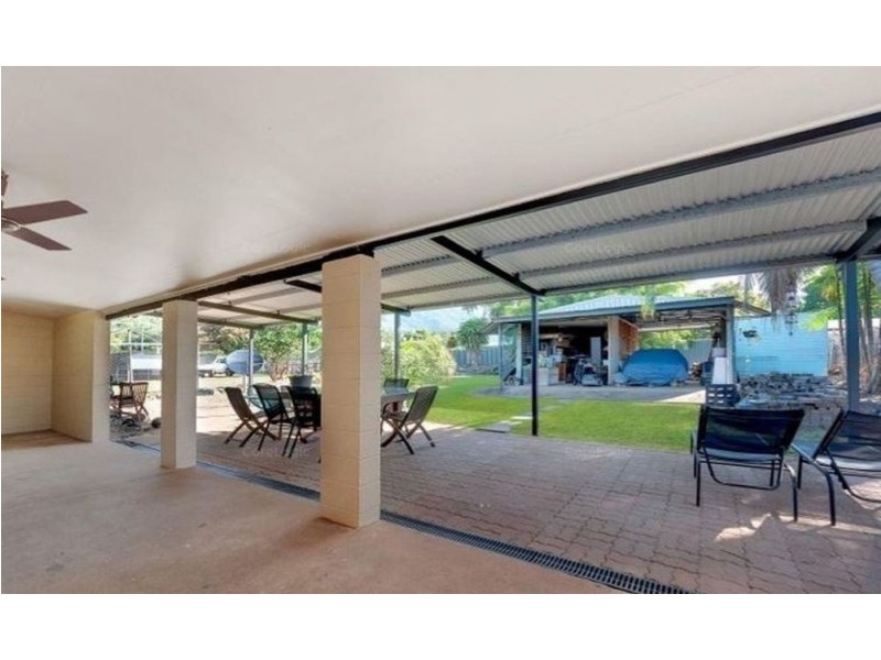 39 Windarra Street, Woree QLD 4868