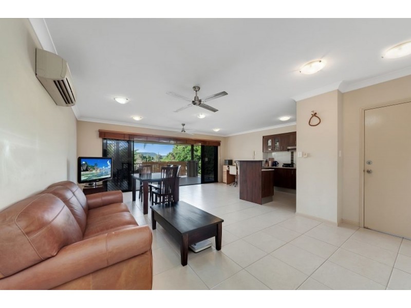 12/1-15 Robson Street, Mooroobool QLD 4870