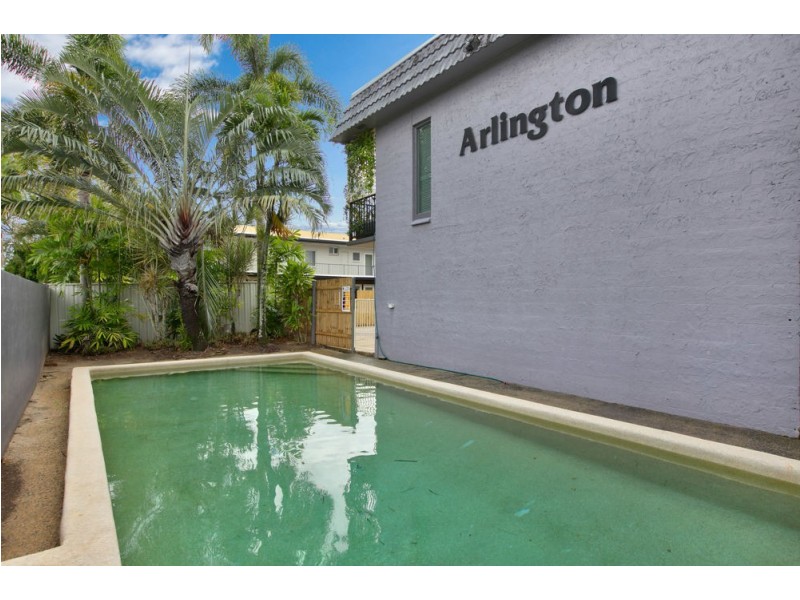 2/120 Greenslopes Street, Edge Hill QLD 4870