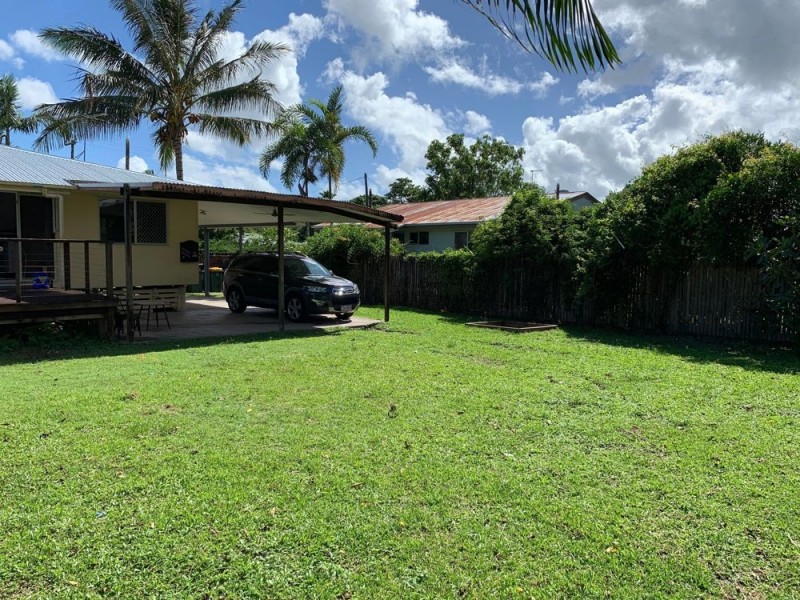 57 Murray Street, Manoora QLD 4870