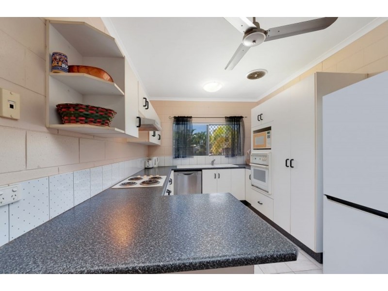42 Golden Grove Drive, Bentley Park QLD 4869