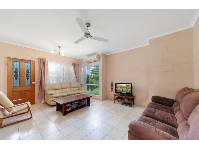42 Golden Grove Drive, Bentley Park QLD 4869