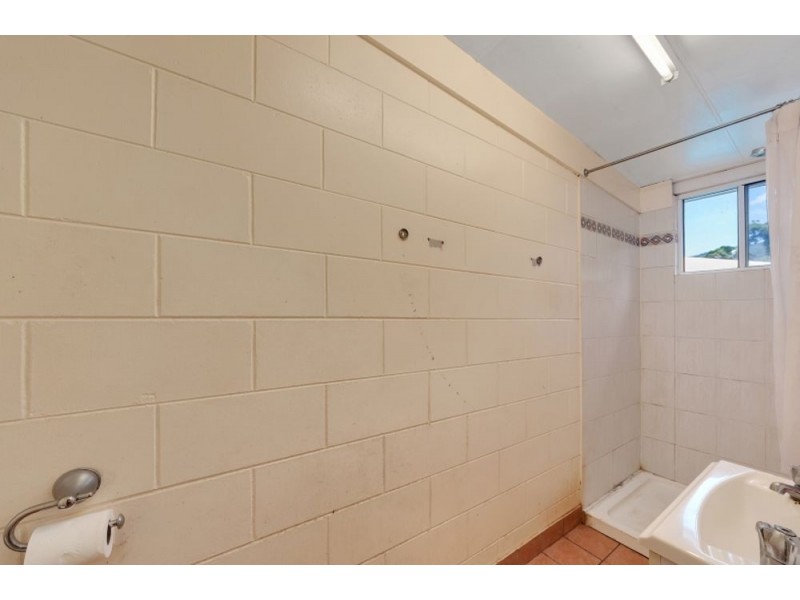 42 Golden Grove Drive, Bentley Park QLD 4869