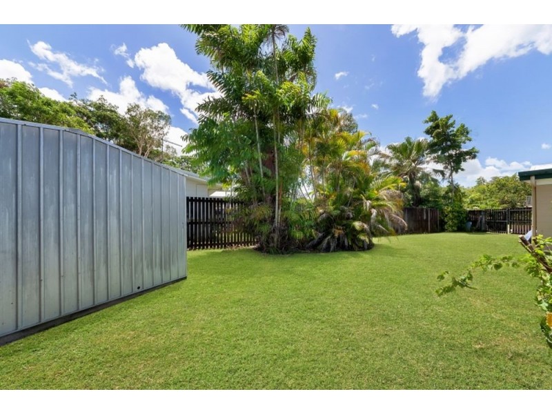 42 Golden Grove Drive, Bentley Park QLD 4869