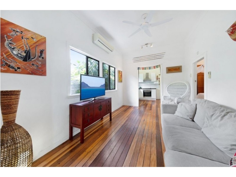 53 Marshall Street, Machans Beach QLD 4878