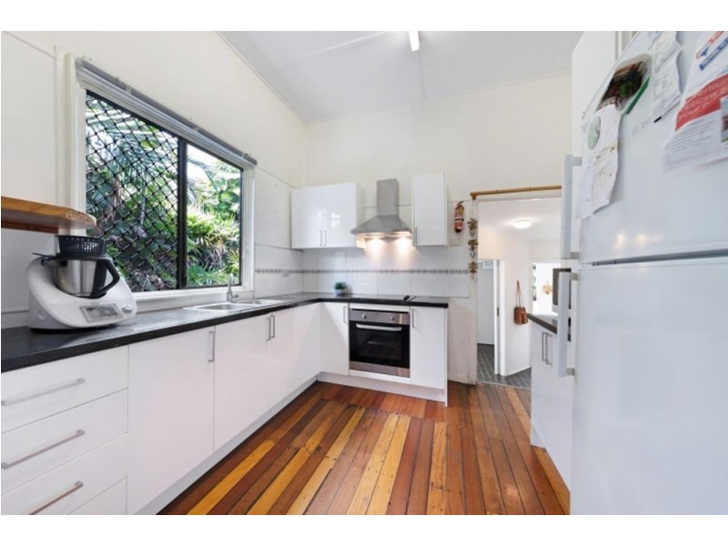 53 Marshall Street, Machans Beach QLD 4878