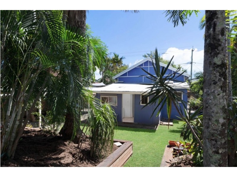 53 Marshall Street, Machans Beach QLD 4878