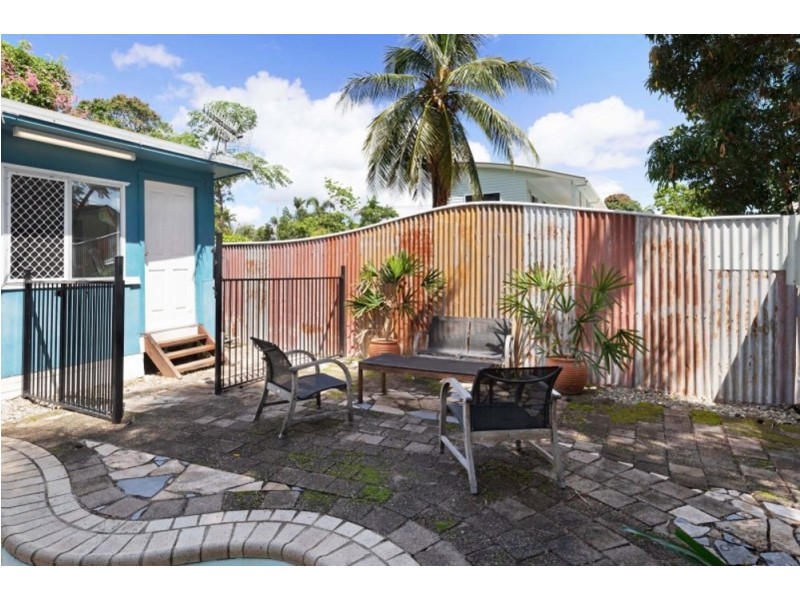53 Marshall Street, Machans Beach QLD 4878