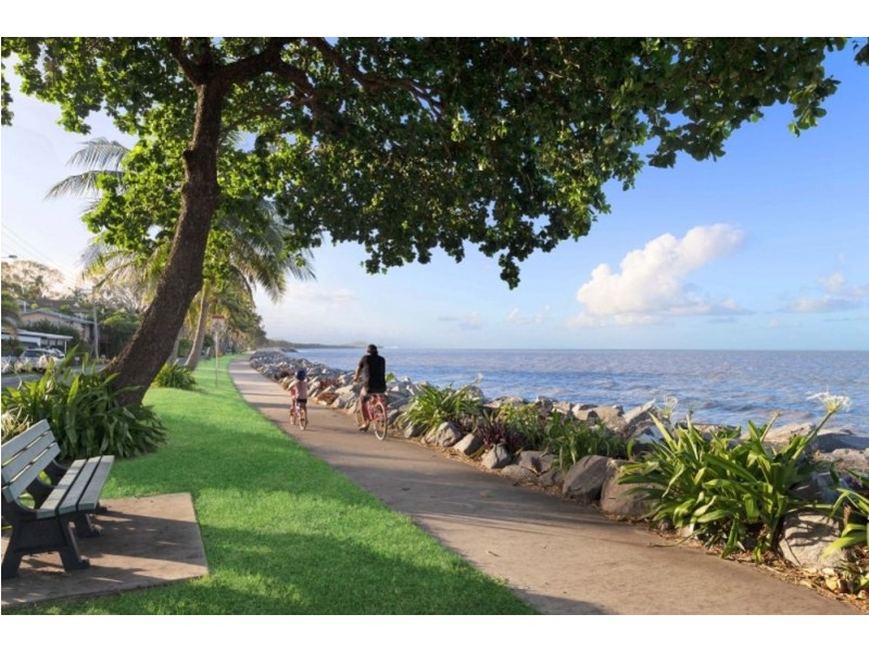 53 Marshall Street, Machans Beach QLD 4878