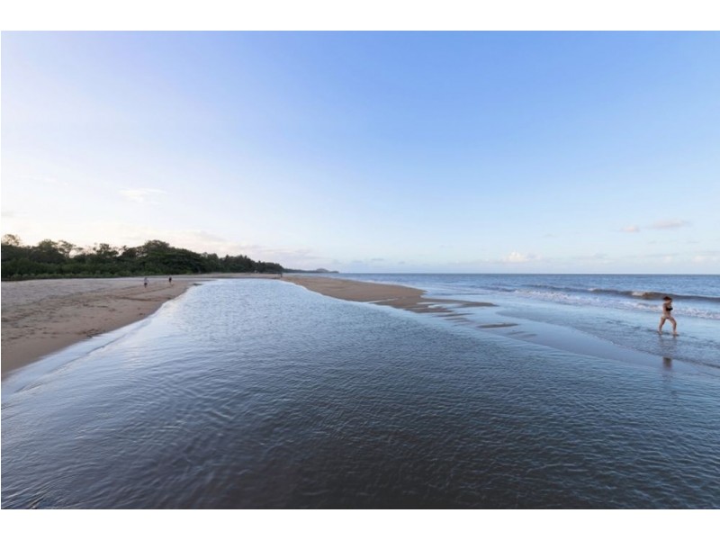 53 Marshall Street, Machans Beach QLD 4878
