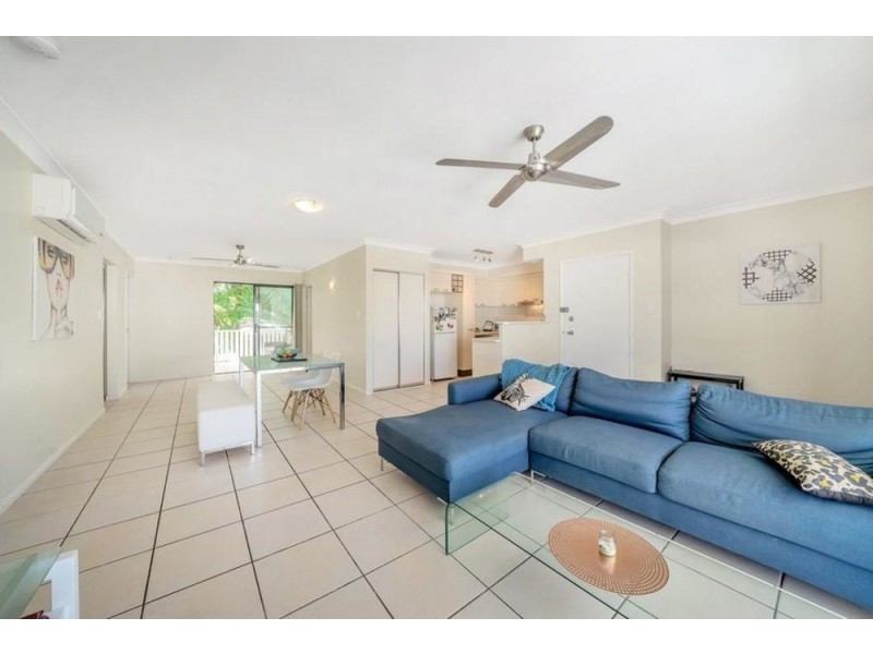 33/44-50 Pease Street, Manoora QLD 4870