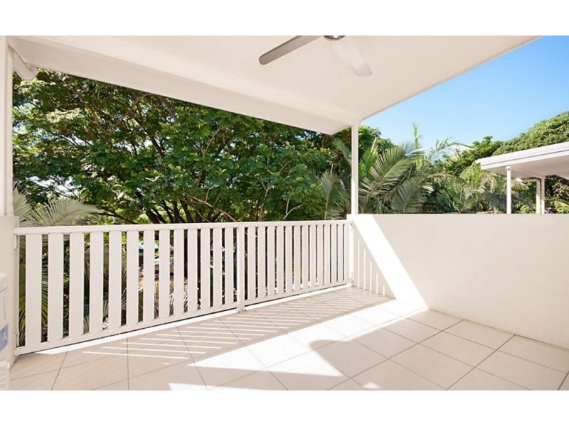 33/44-50 Pease Street, Manoora QLD 4870