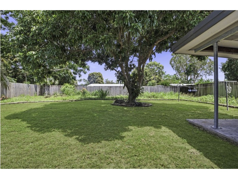 5 Cassava Street, Holloways Beach QLD 4878