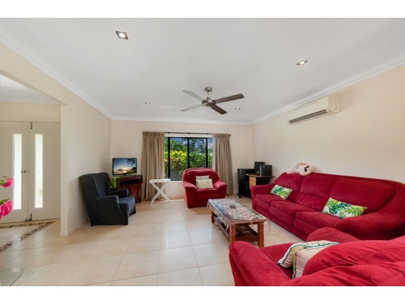 43 Elphinstone Street, Kanimbla QLD 4870