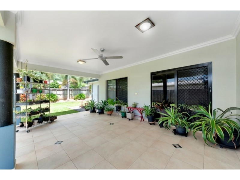 43 Elphinstone Street, Kanimbla QLD 4870