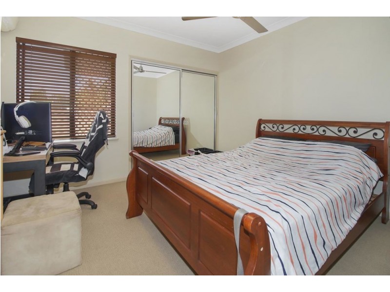 15/1-15 Robson Street, Mooroobool QLD 4870