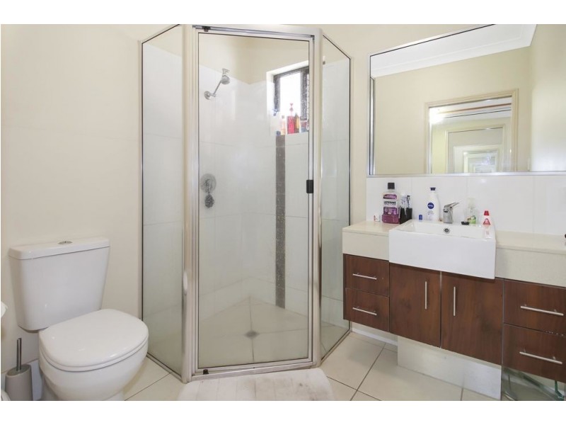 15/1-15 Robson Street, Mooroobool QLD 4870