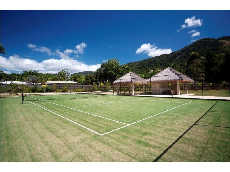 15/1-15 Robson Street, Mooroobool QLD 4870