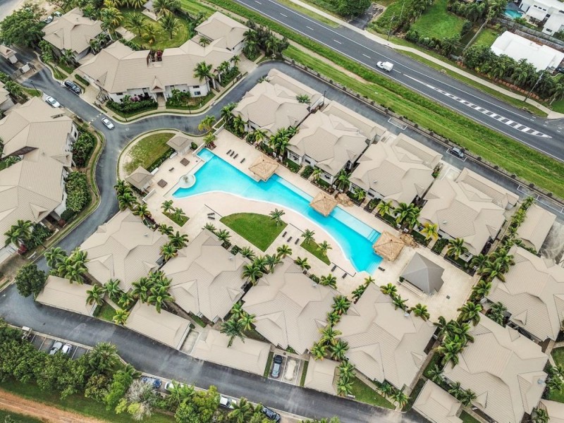 15/1-15 Robson Street, Mooroobool QLD 4870