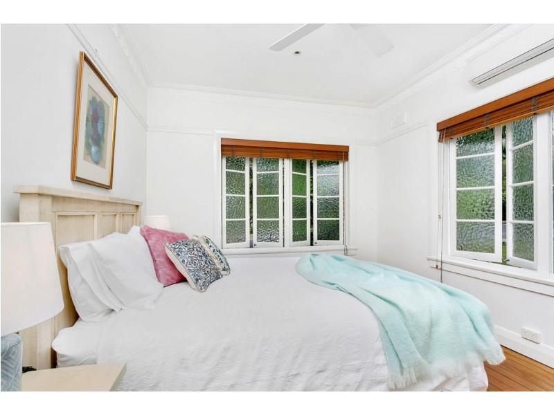 342 Pease Street, Edge Hill QLD 4870