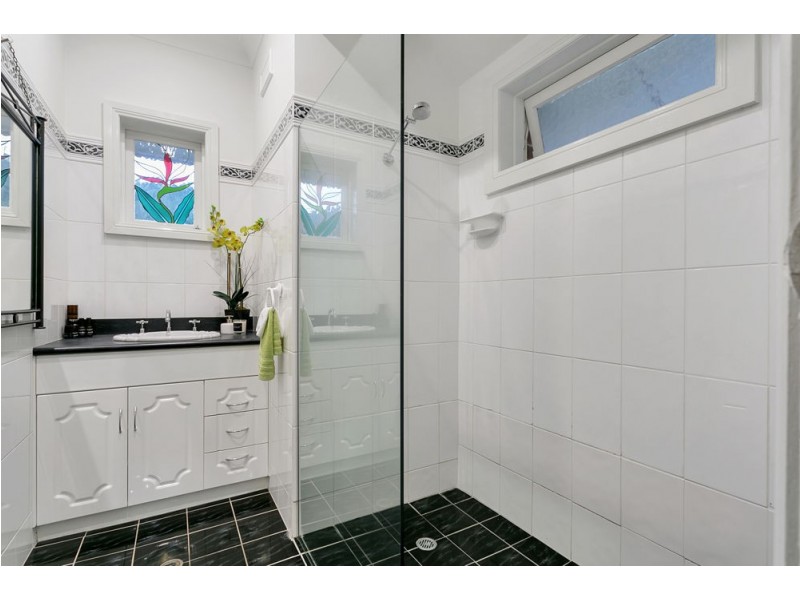 342 Pease Street, Edge Hill QLD 4870