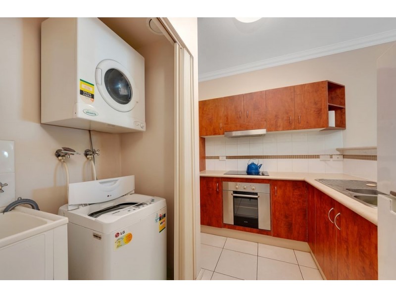 202/4 Grantala Street, Manoora QLD 4870