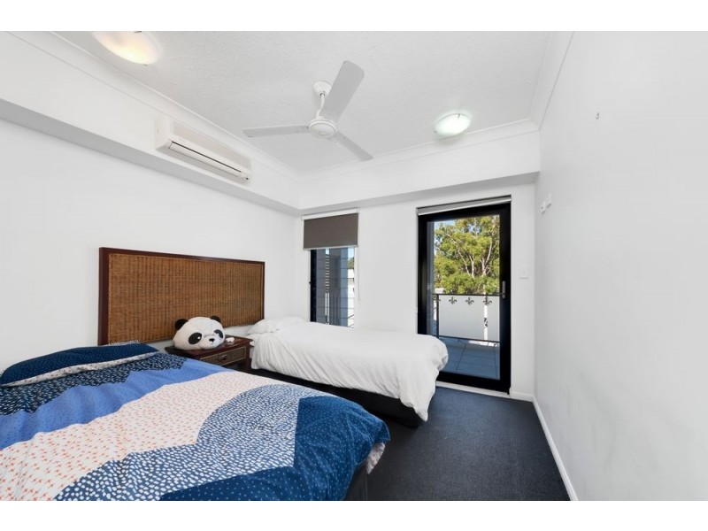 214/2 Oliva Street, Palm Cove QLD 4879