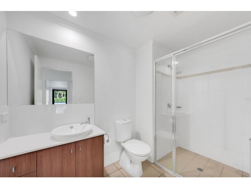 214/2 Oliva Street, Palm Cove QLD 4879