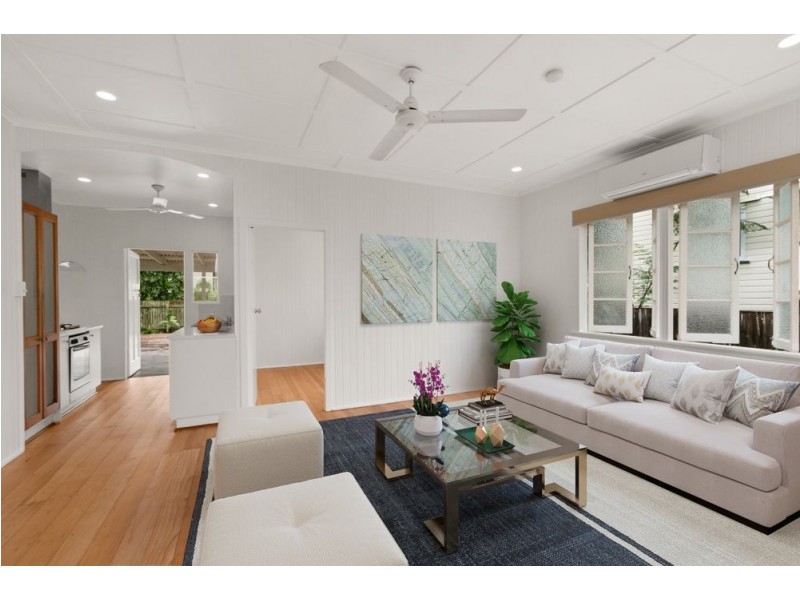 20 Collinson Street, Westcourt QLD 4870