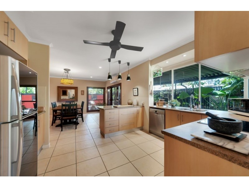 38 Bramble Street, Clifton Beach QLD 4879