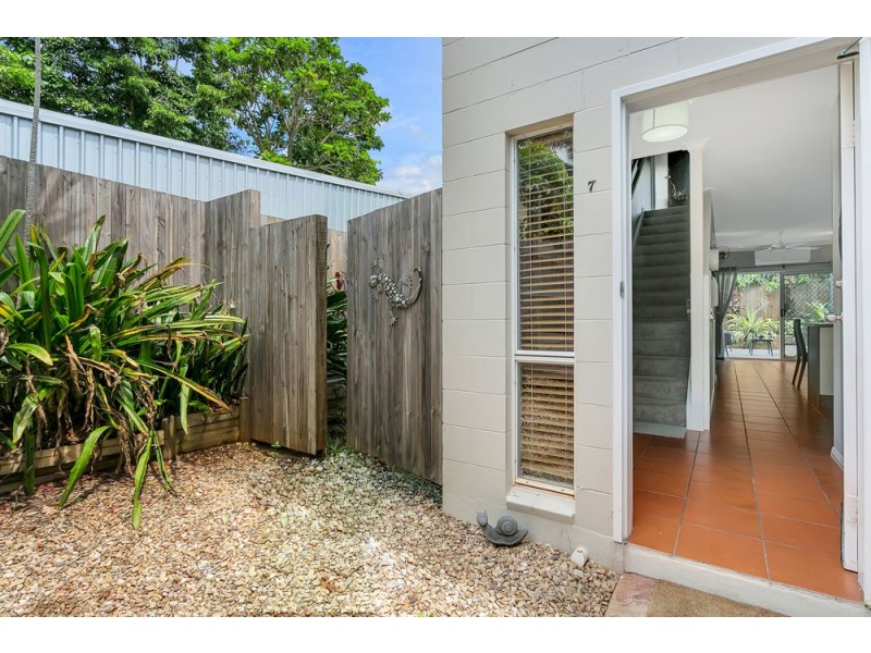 7/6 Tenni Street, Redlynch QLD 4870