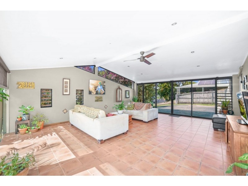 26 Barnard Drive, Mount Sheridan QLD 4868