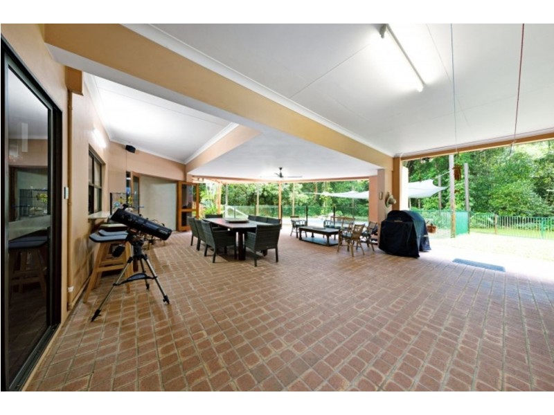 4 Sandray Close, Edge Hill QLD 4870