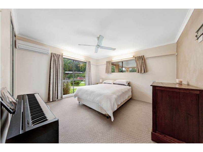 4 Sandray Close, Edge Hill QLD 4870