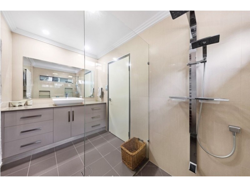 4 Sandray Close, Edge Hill QLD 4870