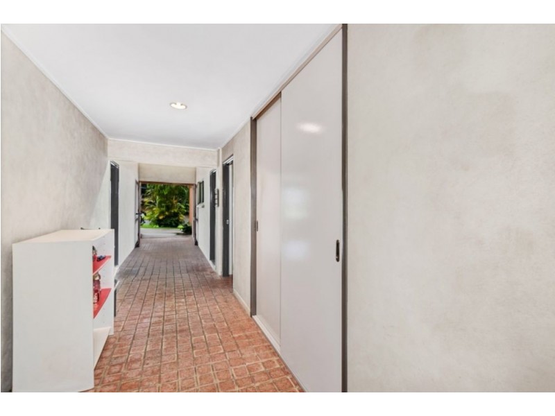 4 Sandray Close, Edge Hill QLD 4870