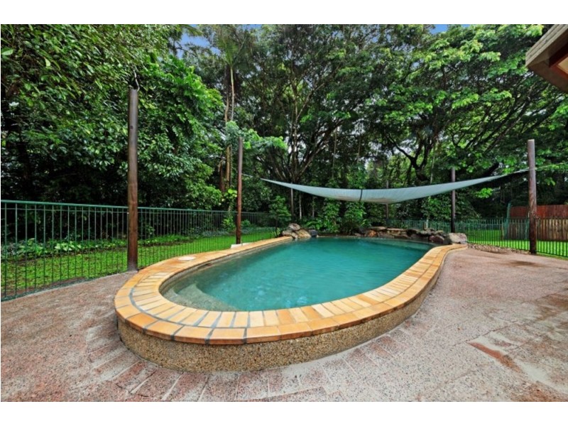 4 Sandray Close, Edge Hill QLD 4870