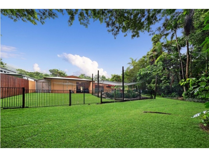 4 Sandray Close, Edge Hill QLD 4870