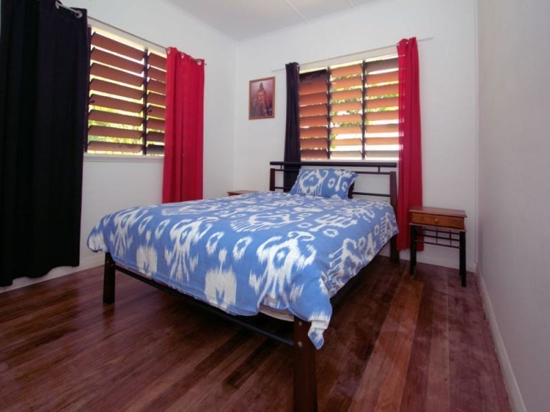 99 Machan Street, Machans Beach QLD 4878