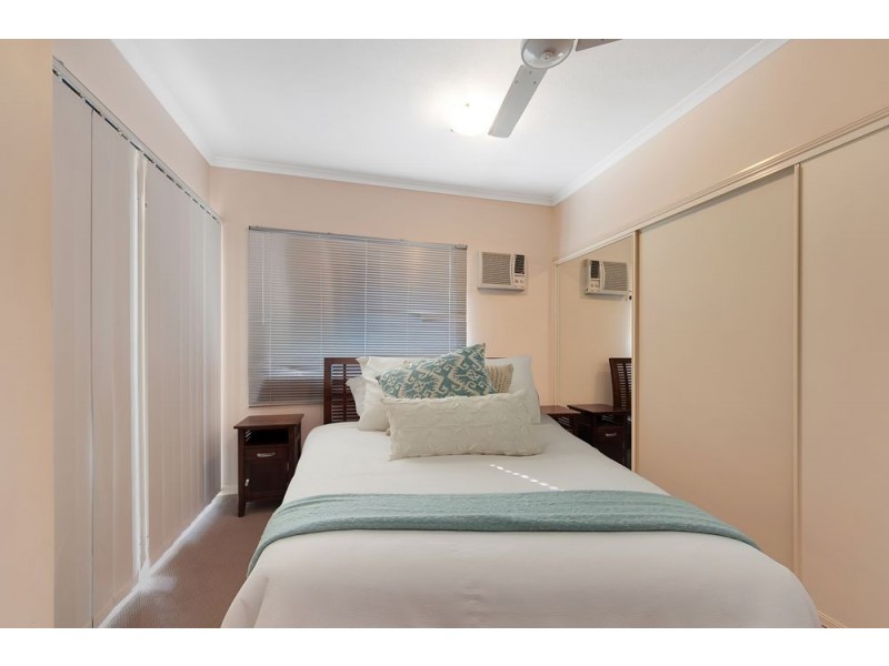 202/4 Grantala Street, Manoora QLD 4870