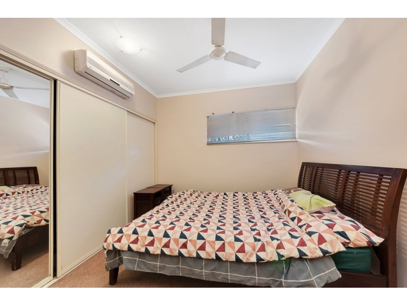 202/4 Grantala Street, Manoora QLD 4870