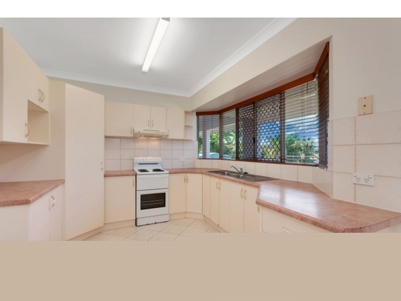 3 Barcoo Close, Bentley Park QLD 4869