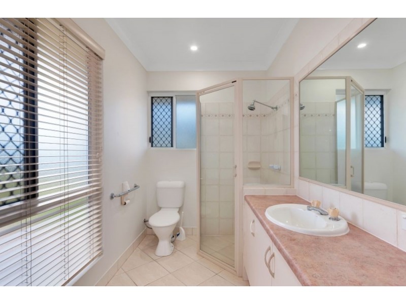 3 Barcoo Close, Bentley Park QLD 4869