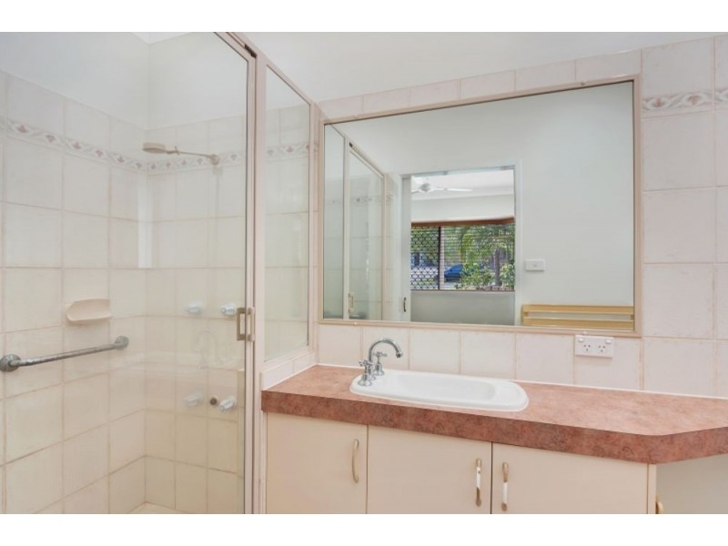 3 Barcoo Close, Bentley Park QLD 4869