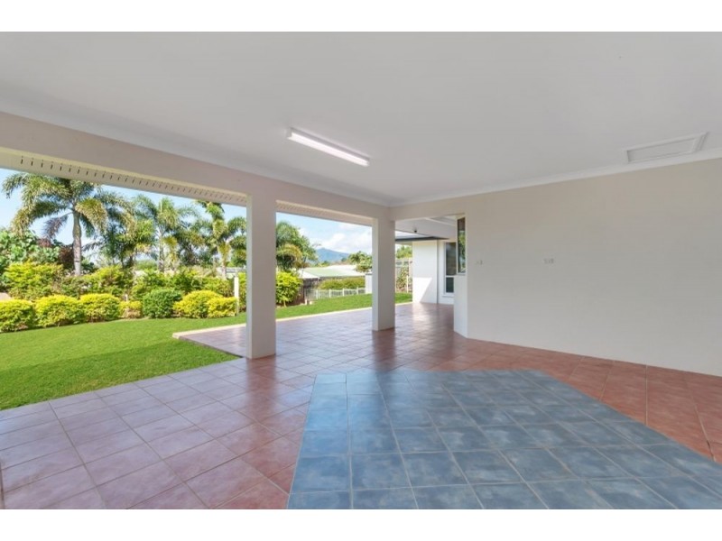 3 Barcoo Close, Bentley Park QLD 4869
